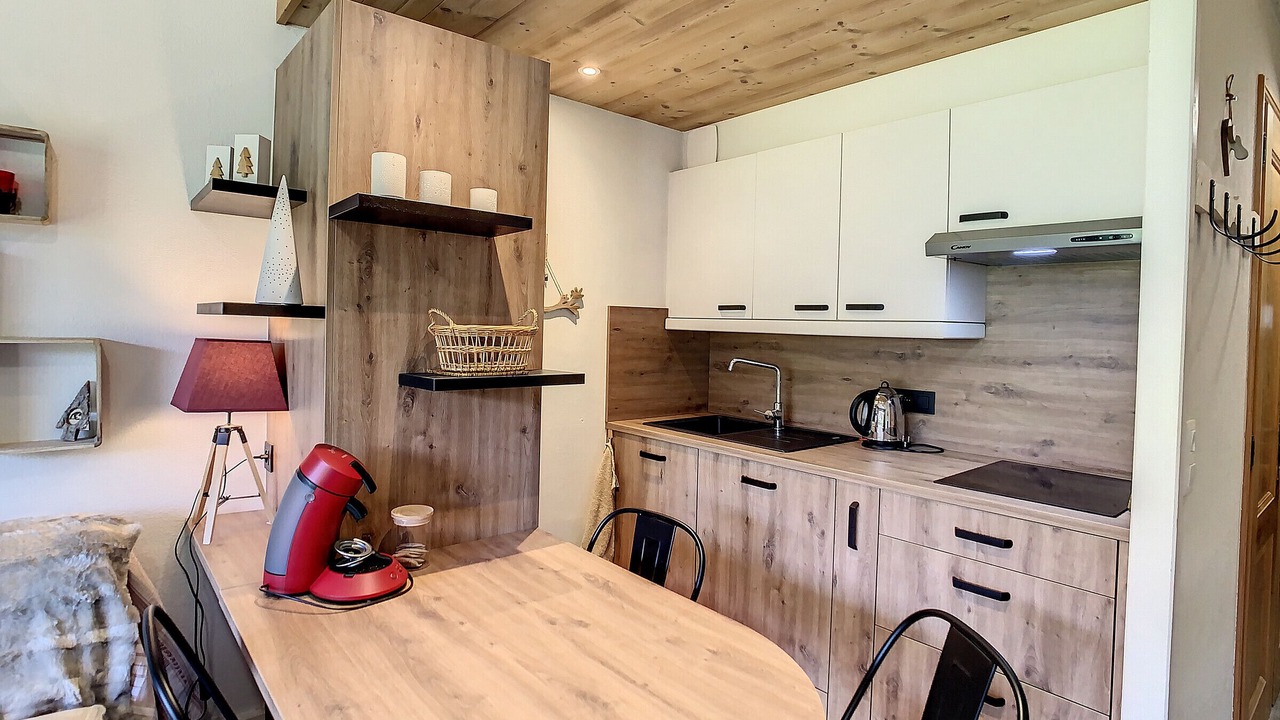 Photo of Kitchen in Demi-Quartier