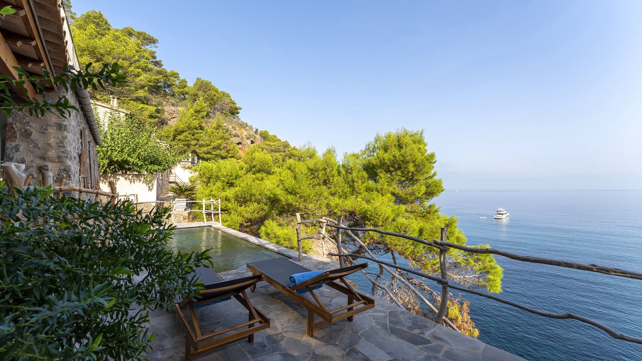 Photo of Patio Balcony in Deia