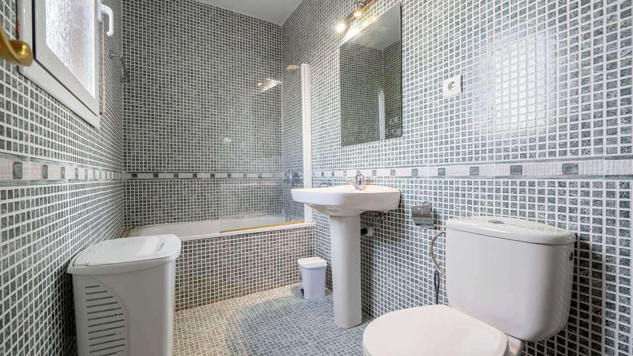 Photo of Bathroom in Miami Platja