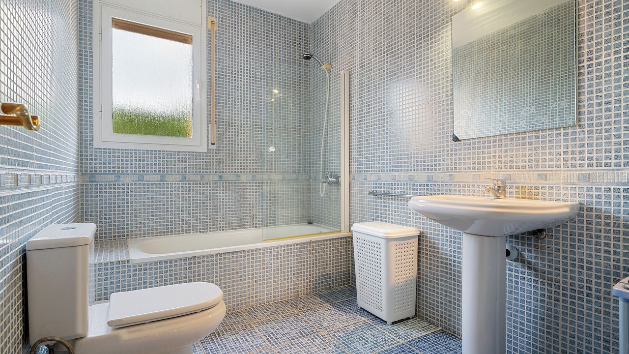 Photo of Bathroom in Miami Platja