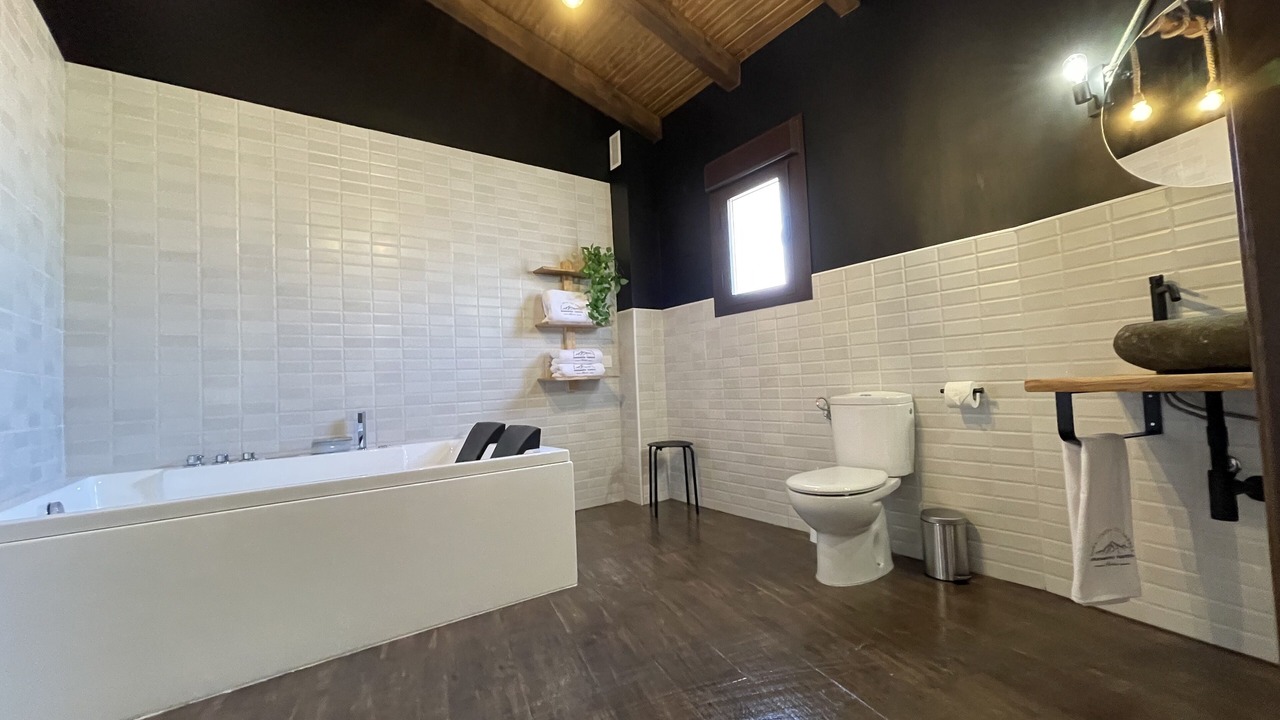 Photo of Bathroom in Hervas
