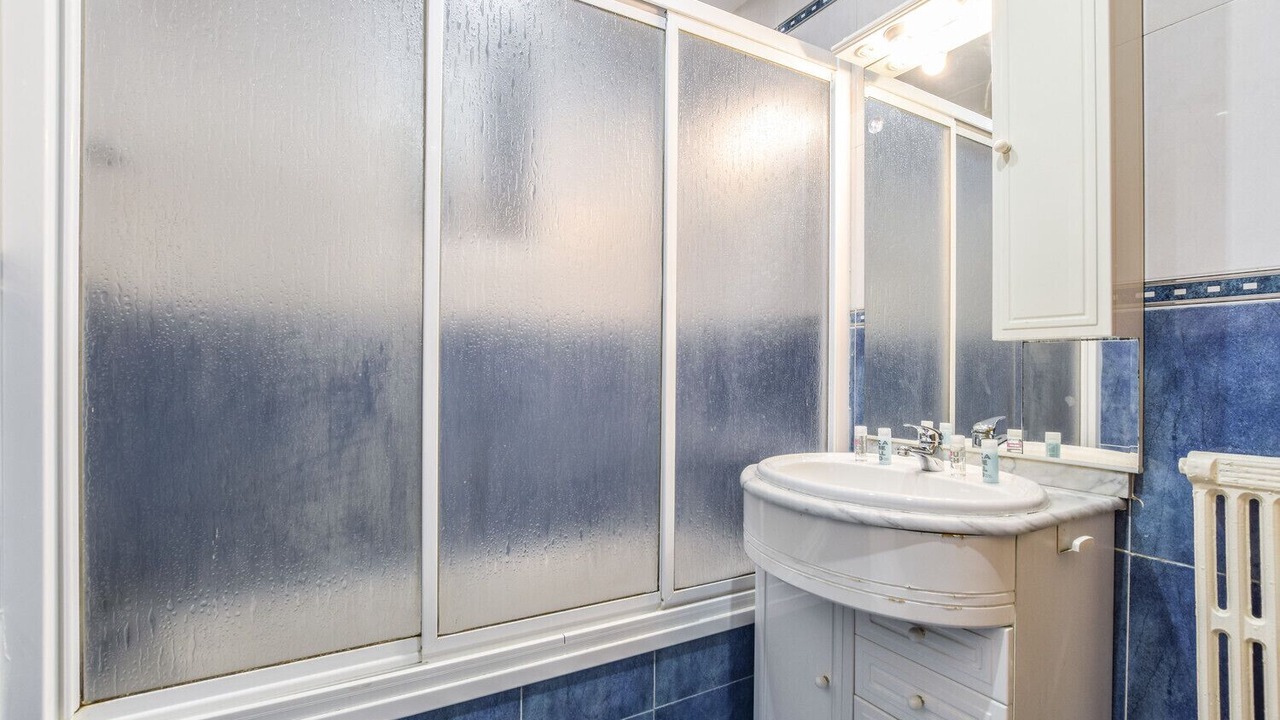Photo of Bathroom in Adelfas