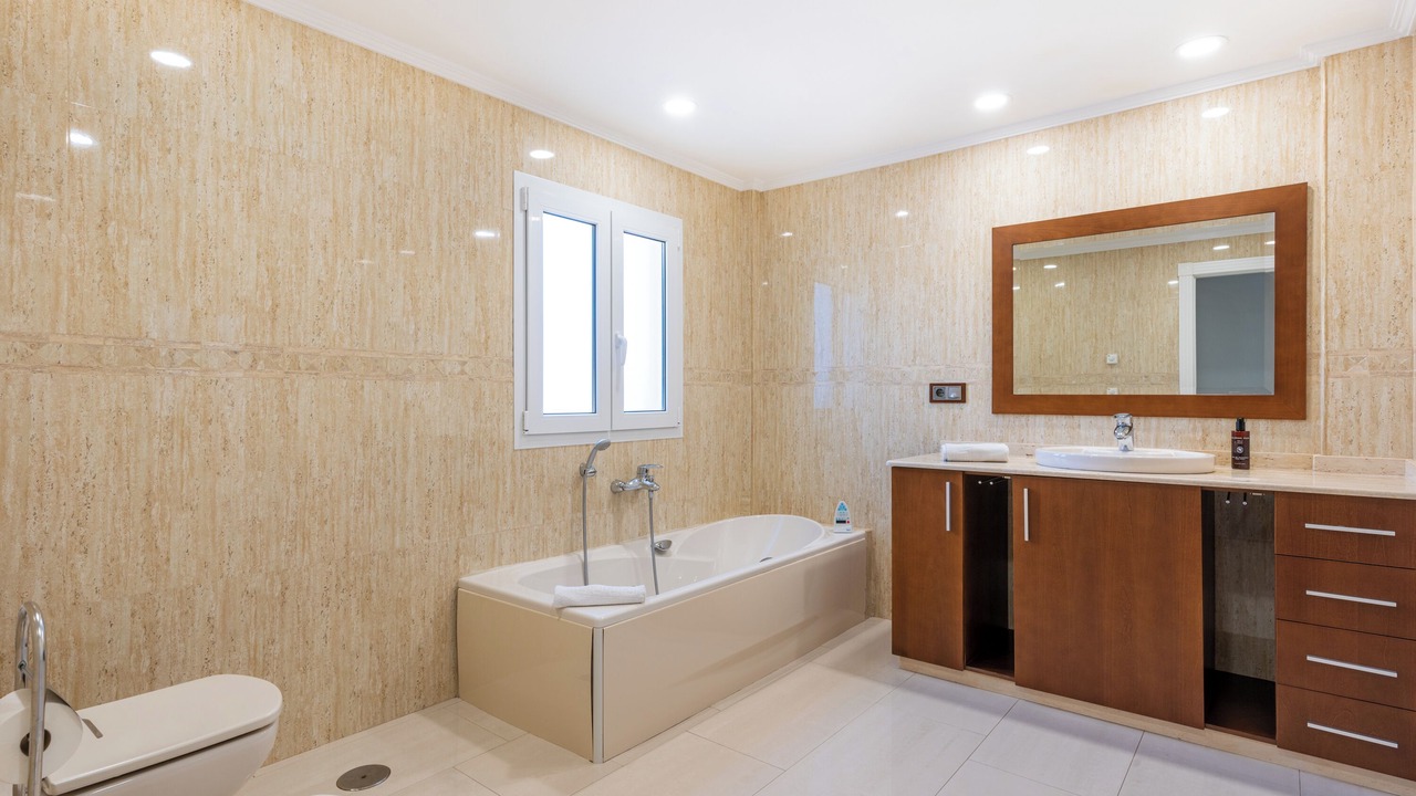 Photo of Bathroom in Guadalmar