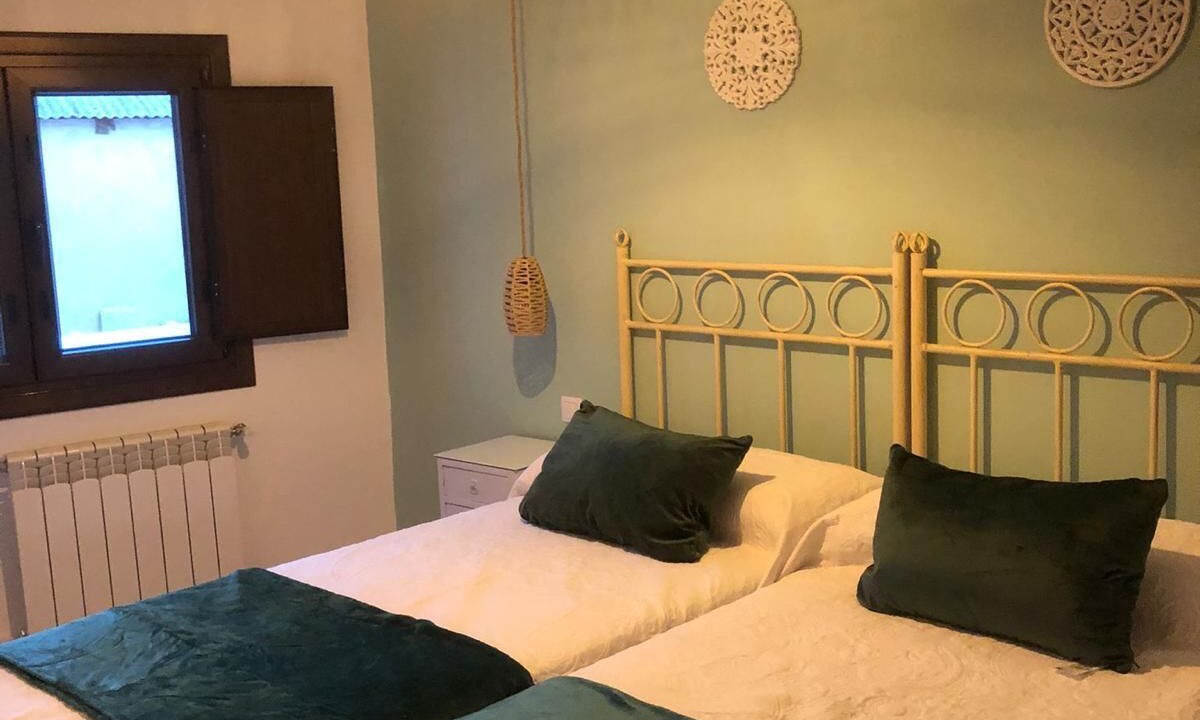 Photo of Bedroom in Sacedon