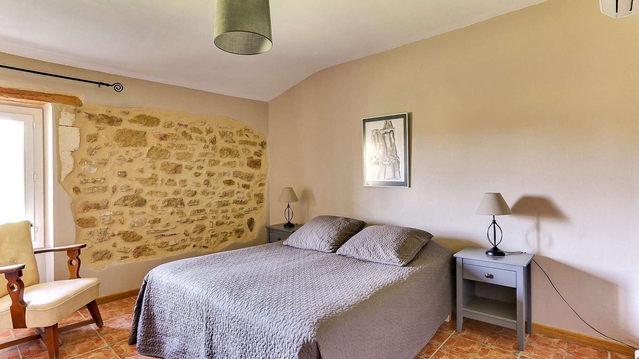 Photo of Bedroom in Entraigues-sur-la-Sorgue