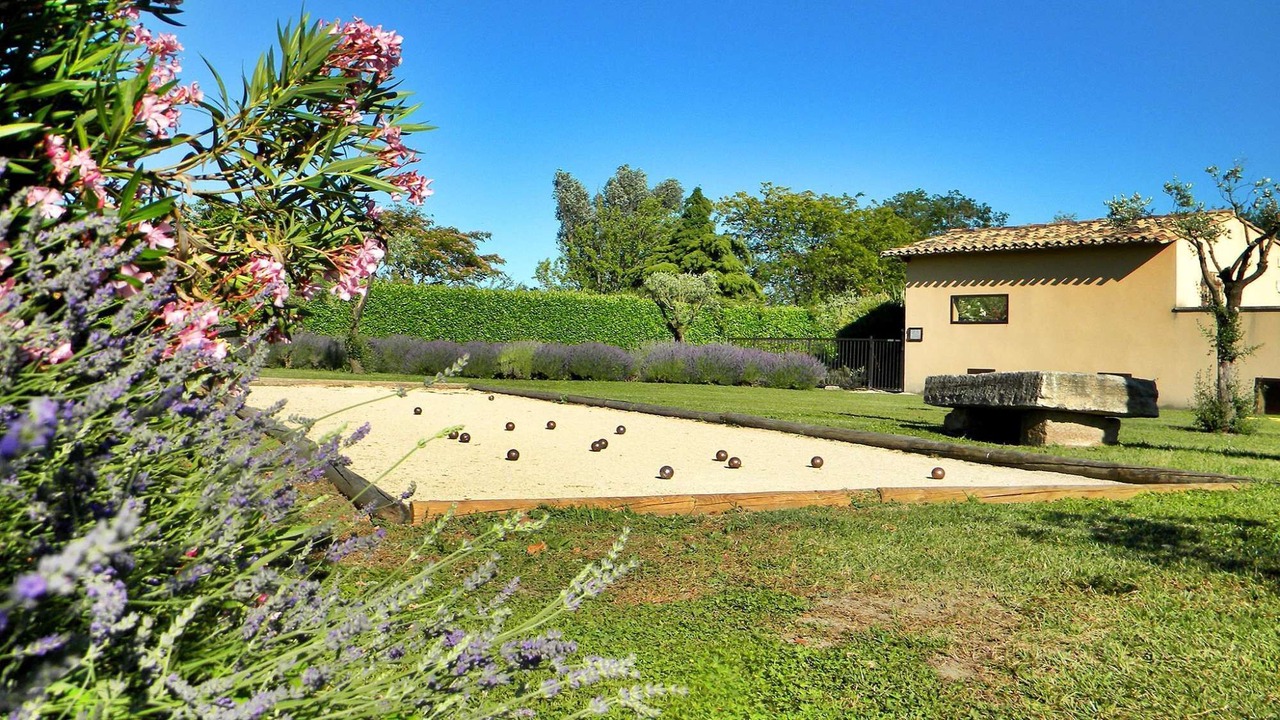 Photo of Outdoor in Entraigues-sur-la-Sorgue