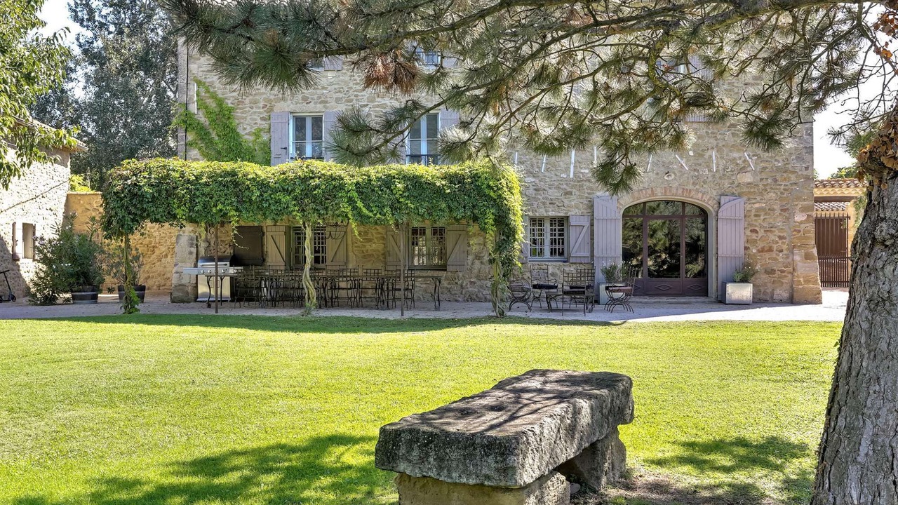 Photo of Outdoor in Entraigues-sur-la-Sorgue