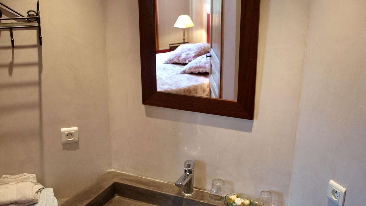 Photo of Bathroom in Entraigues-sur-la-Sorgue
