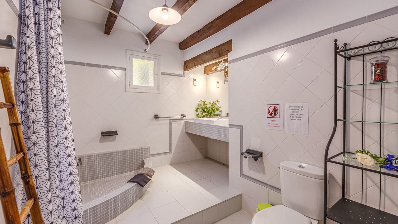 Photo of Bathroom in Escorca