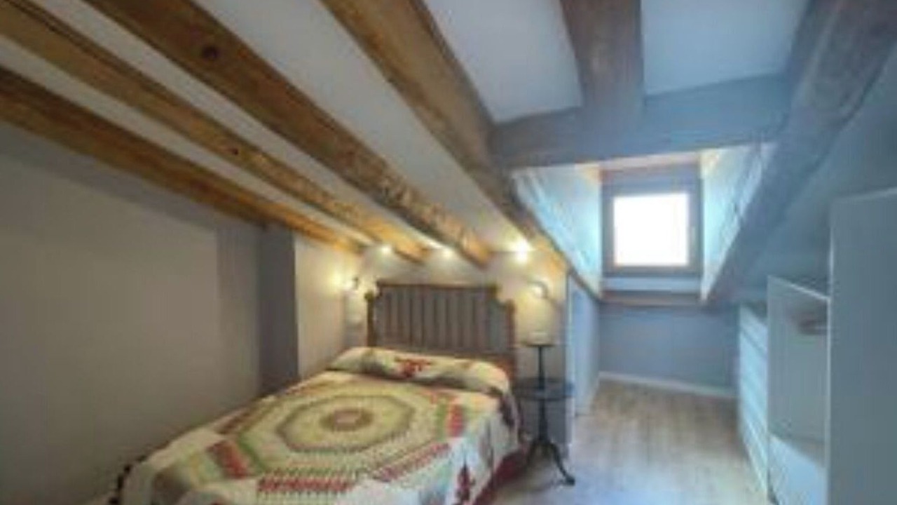 Photo of Bedroom in Sepulveda