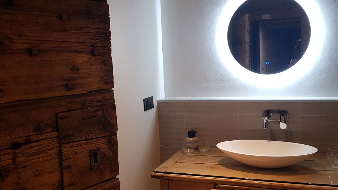 Photo of Bathroom in Hauteluce