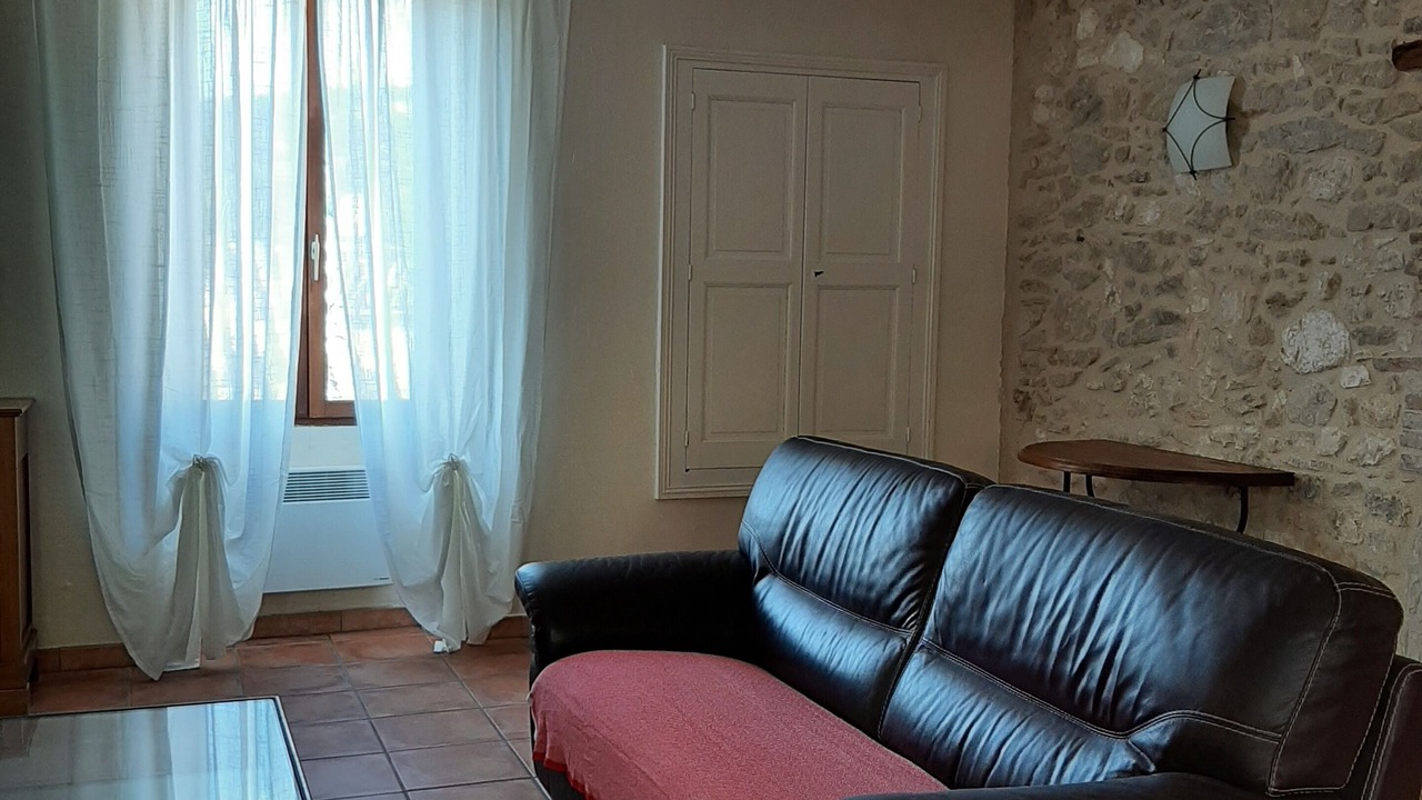 Photo of Livingroom in Saint-Andre-de-Roquepertuis