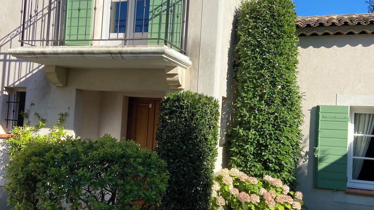 Photo of Outdoor in Pont Royal