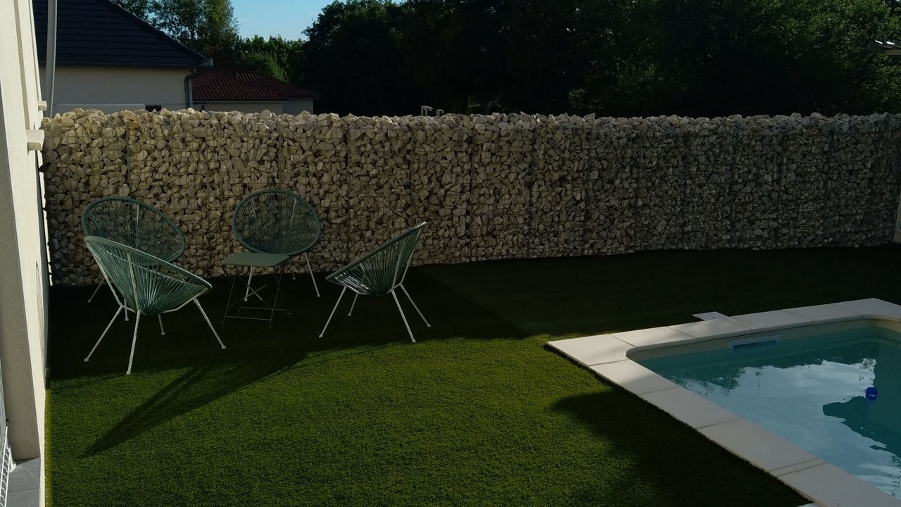 Photo of Outdoor in Martel