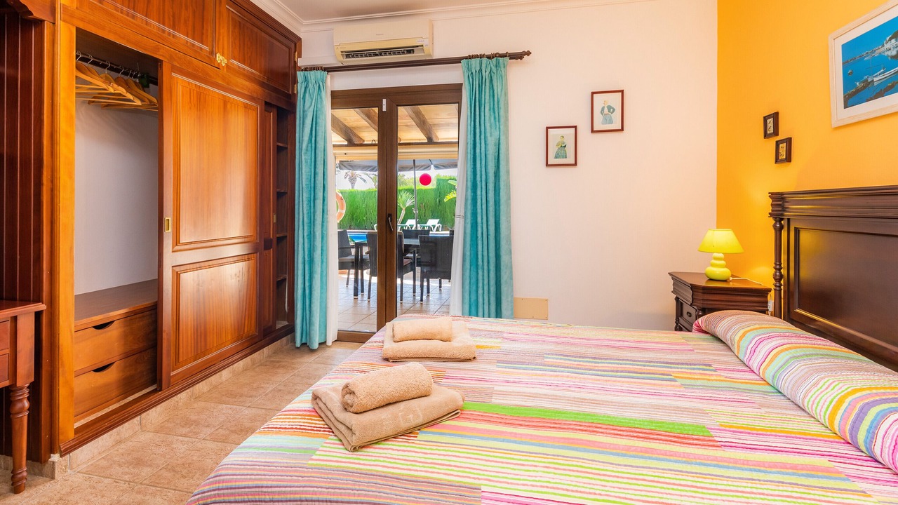 Photo of Bedroom in Portocolom