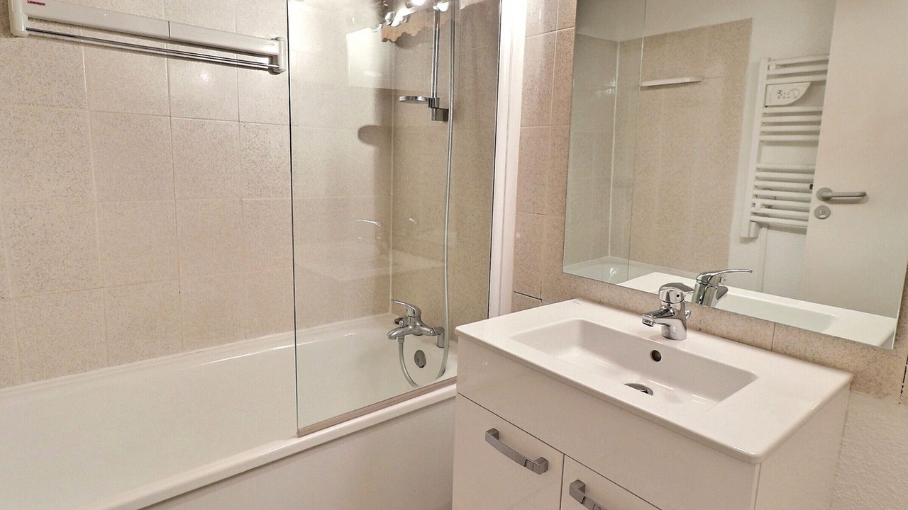 Photo of Bathroom in La Perriere