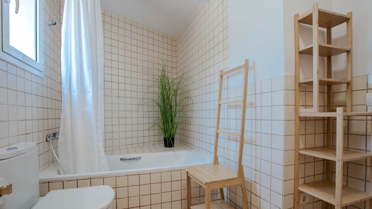 Photo of Bathroom in Miami Platja