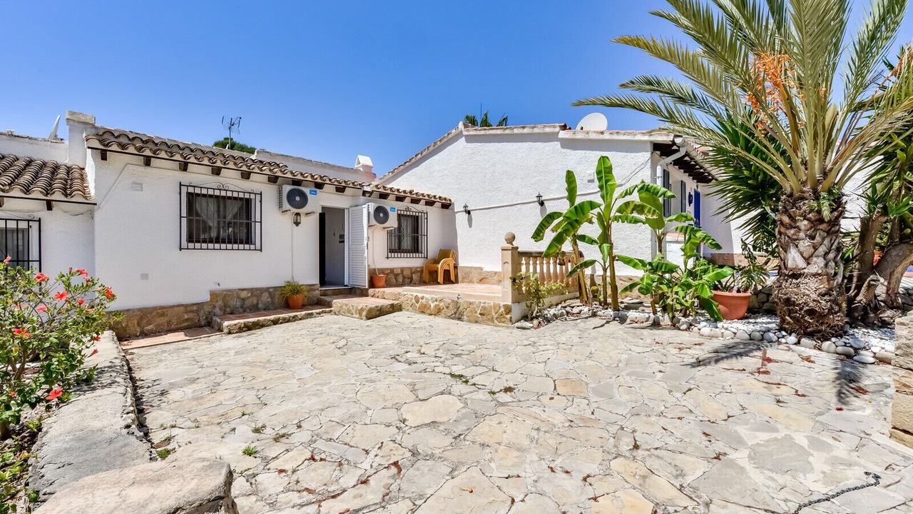 Photo of Outdoor in Moravit