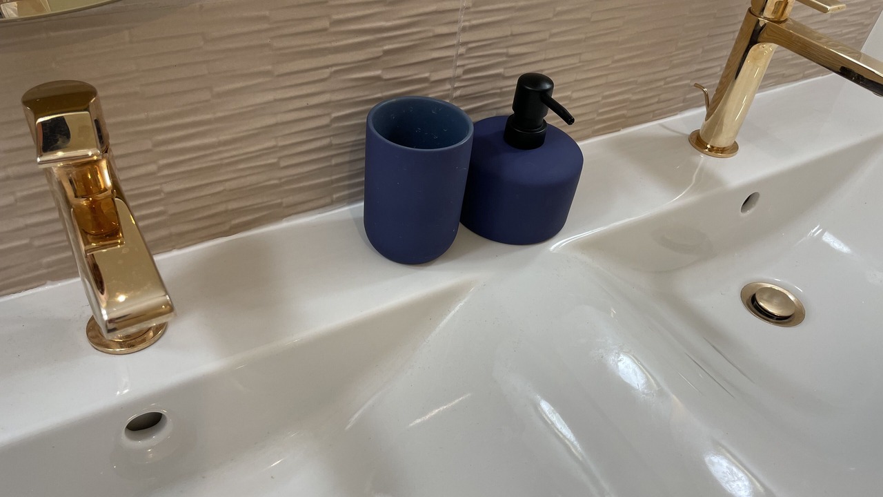 Photo of Bathroom in Quartier Administrations