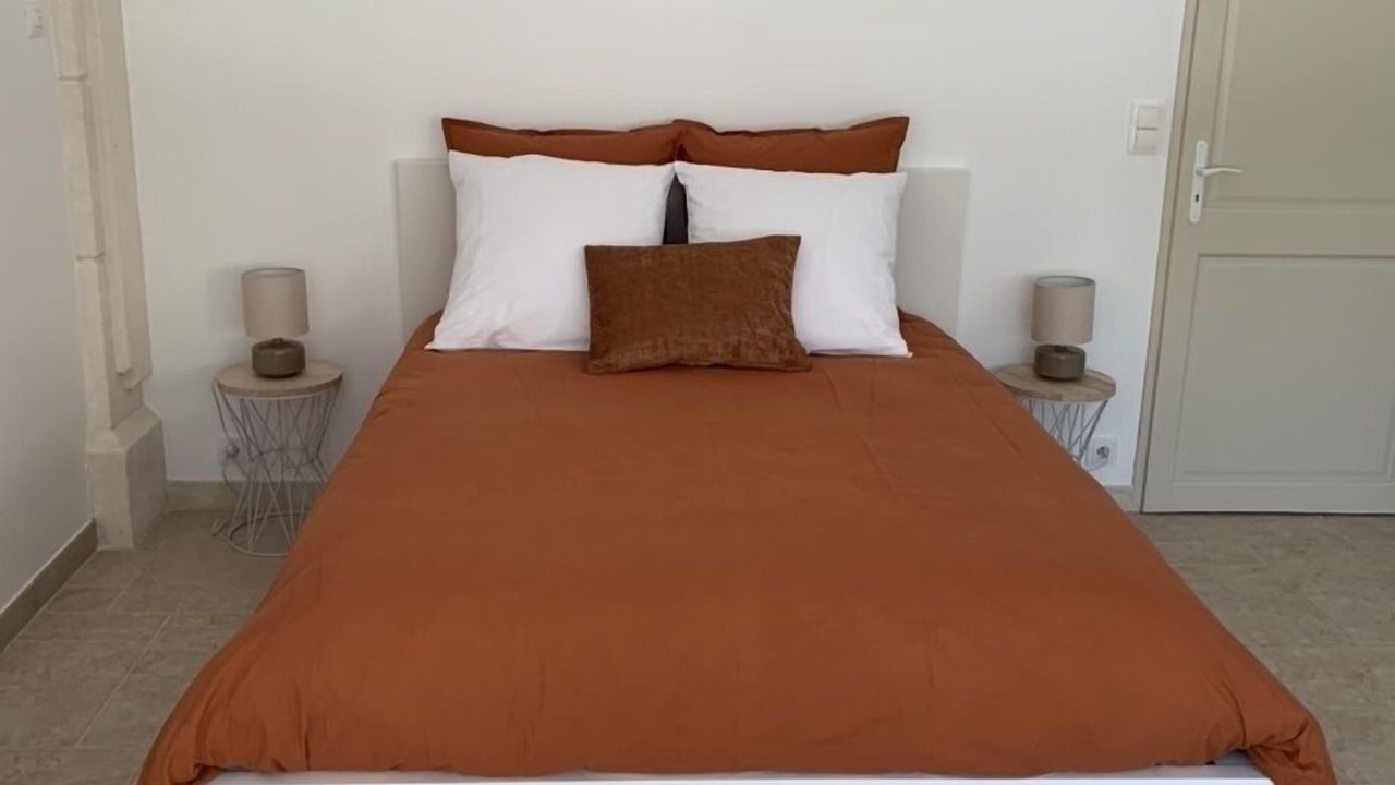 Photo of Bedroom in Saint-Saturnin-les-Avignon