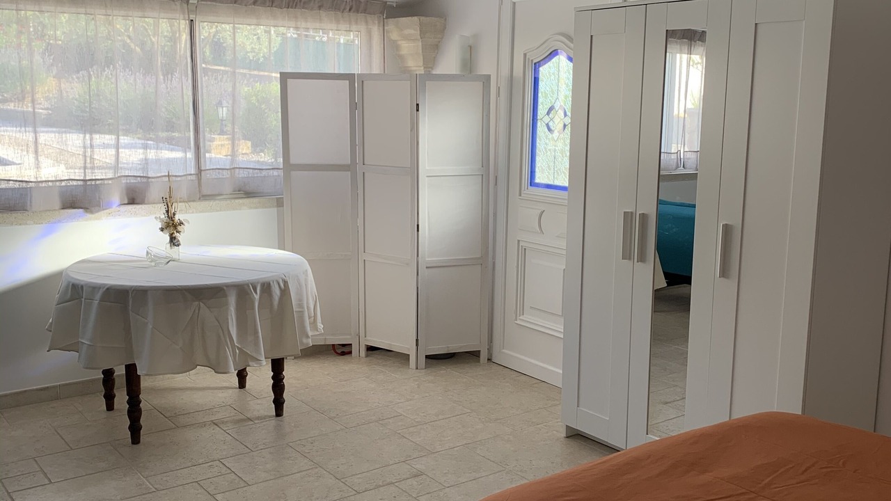 Photo of Bedroom in Saint-Saturnin-les-Avignon