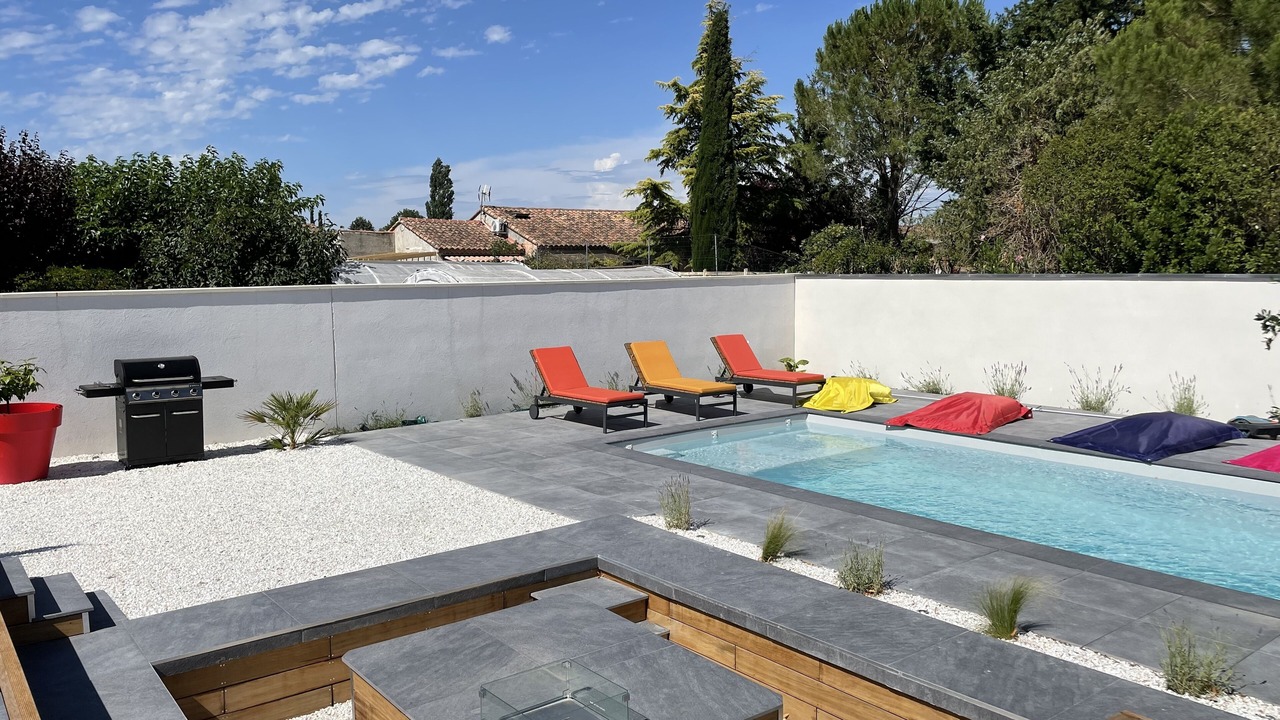 Photo of Outdoor in Molleges