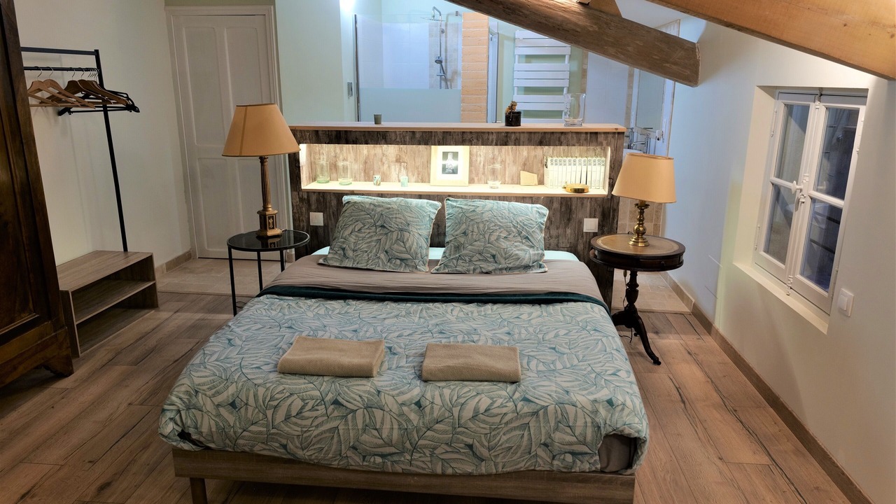 Photo of Bedroom in Chateauneuf-du-Pape