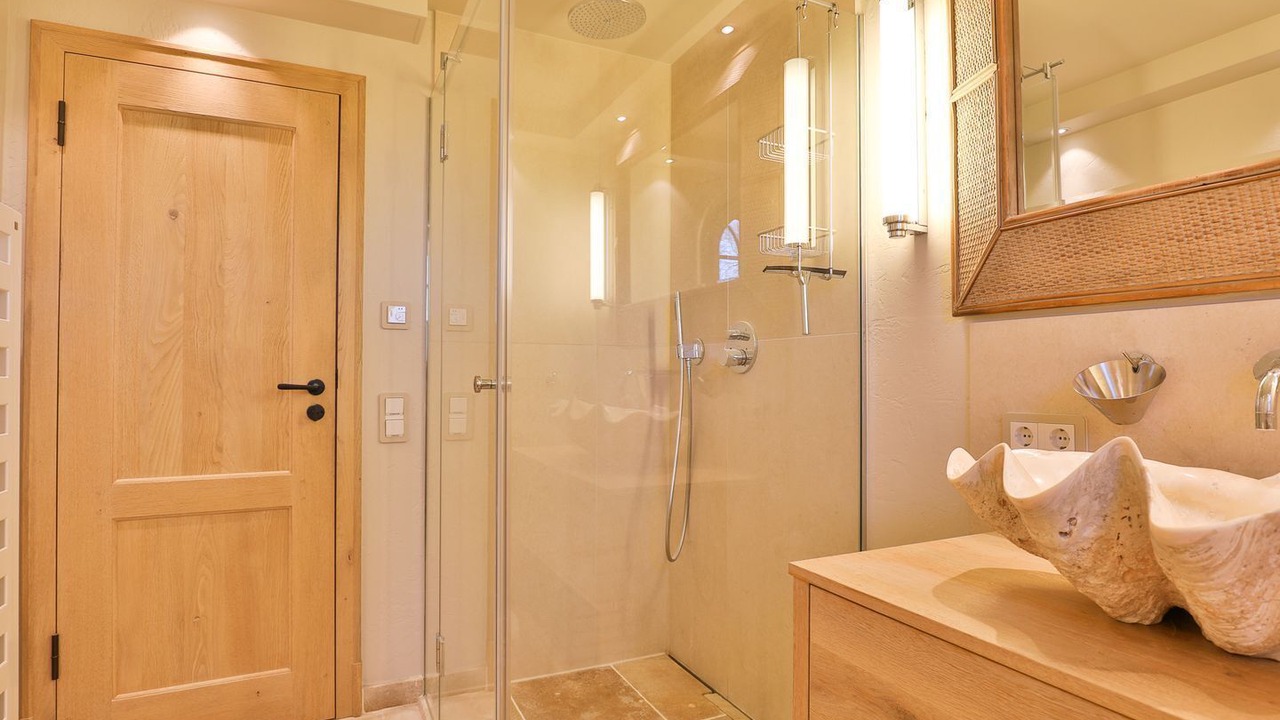 Photo of Bathroom in Großmorsum