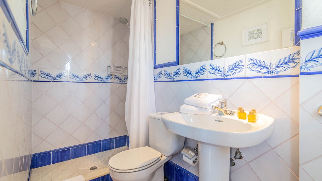 Photo of Bathroom in Golden Mile