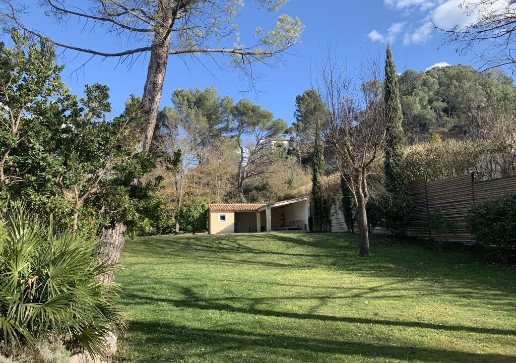 Photo of Outdoor in Simiane-Collongue