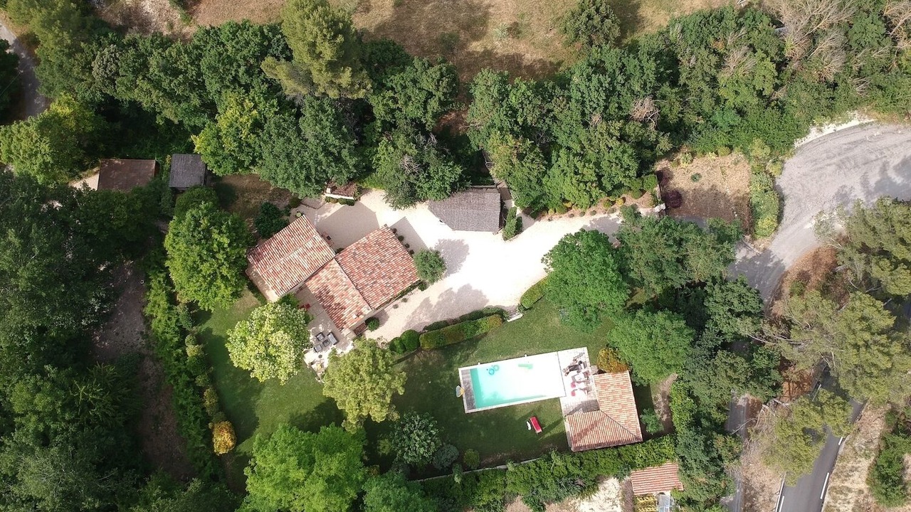 Photo of Outdoor in Simiane-Collongue