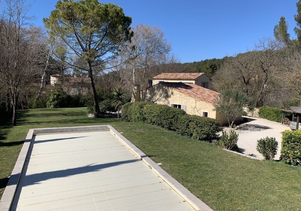 Photo of Outdoor in Simiane-Collongue