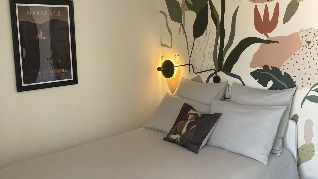 Photo of Bedroom in Saint-Lambert