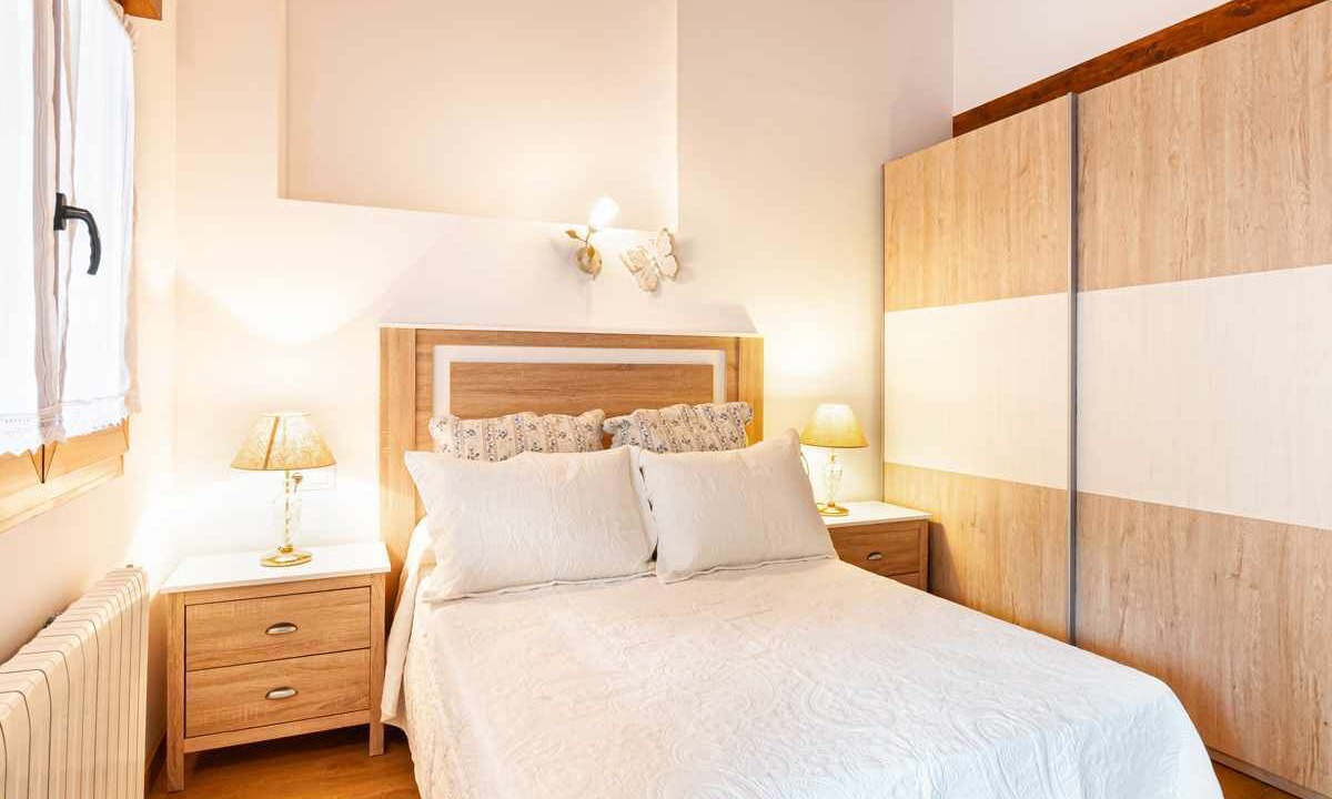 Photo of Bedroom in Herrera de Ibio