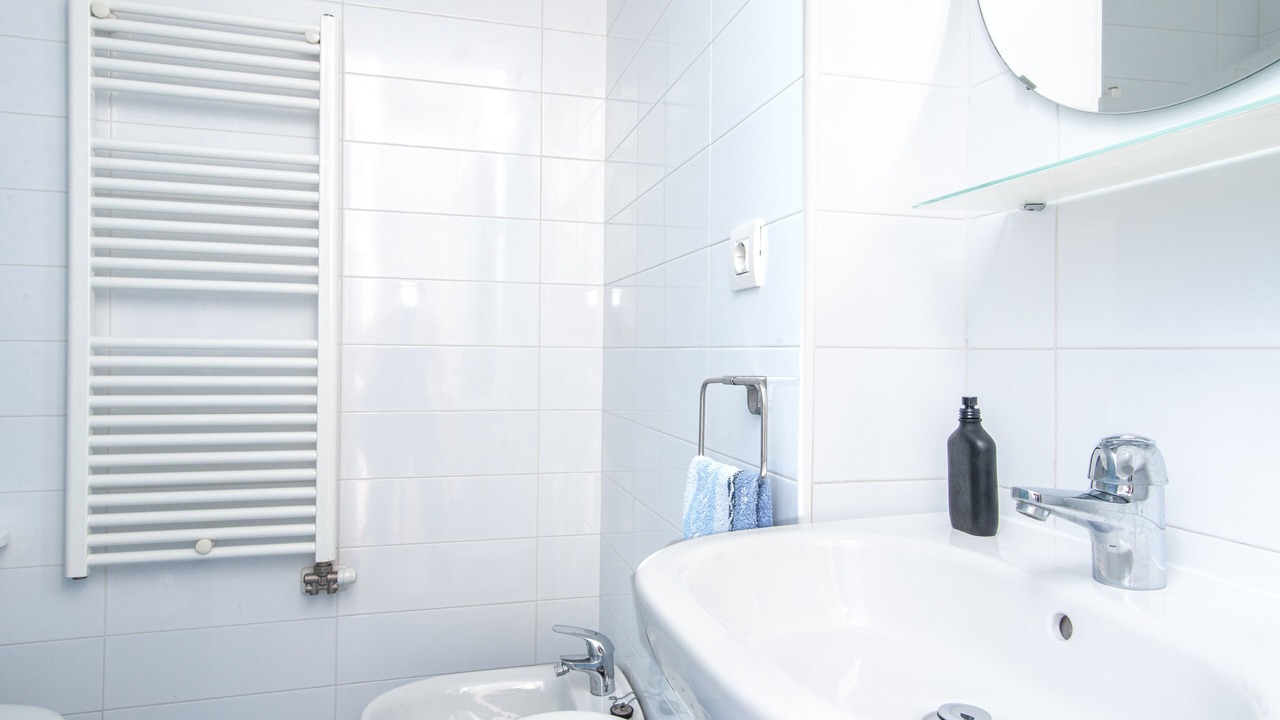 Photo of Bathroom in El Poble-sec