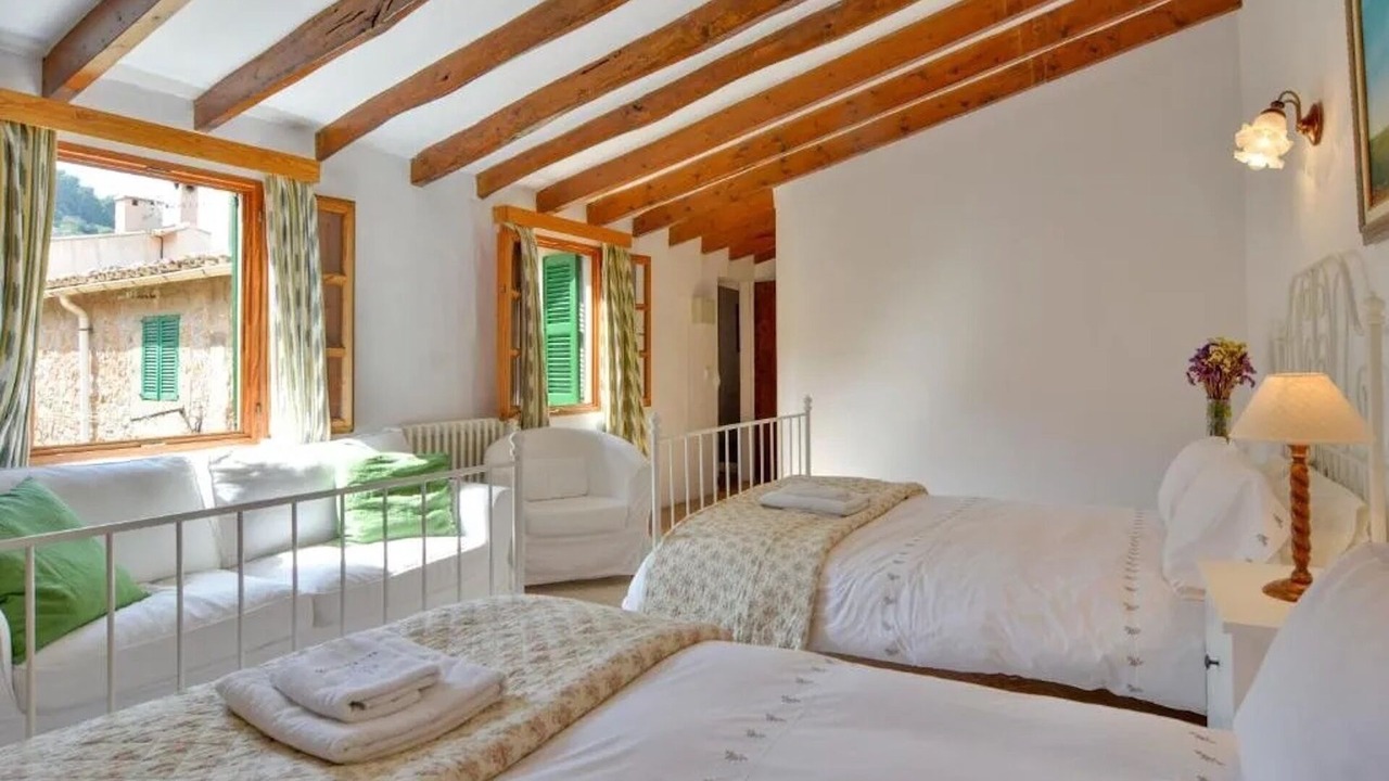 Photo of Bedroom in Banyalbufar