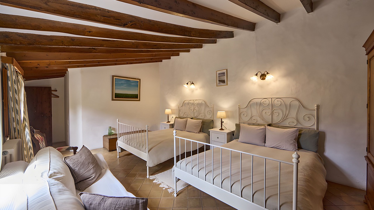 Photo of Bedroom in Banyalbufar
