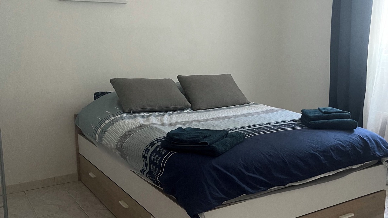 Photo of Bedroom in Salon-de-Provence
