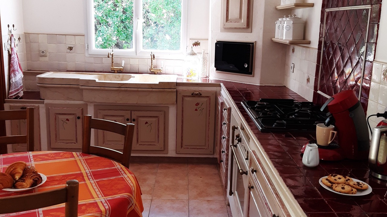 Photo of Kitchen in Caumont-sur-Durance