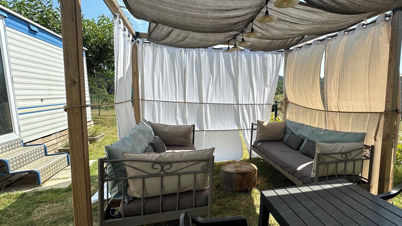 Photo of Outdoor in Saint-Pantaleon-les-Vignes