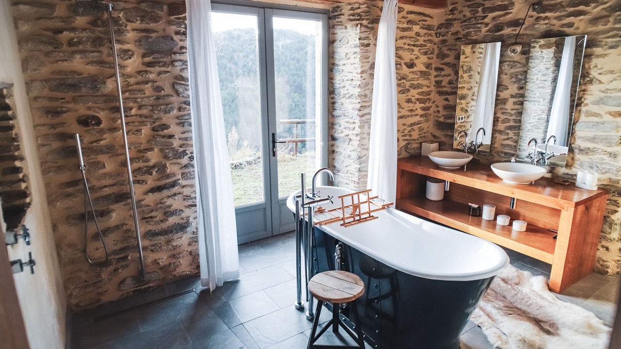 Photo of Bathroom in Sainte-Cecile-d'Andorge