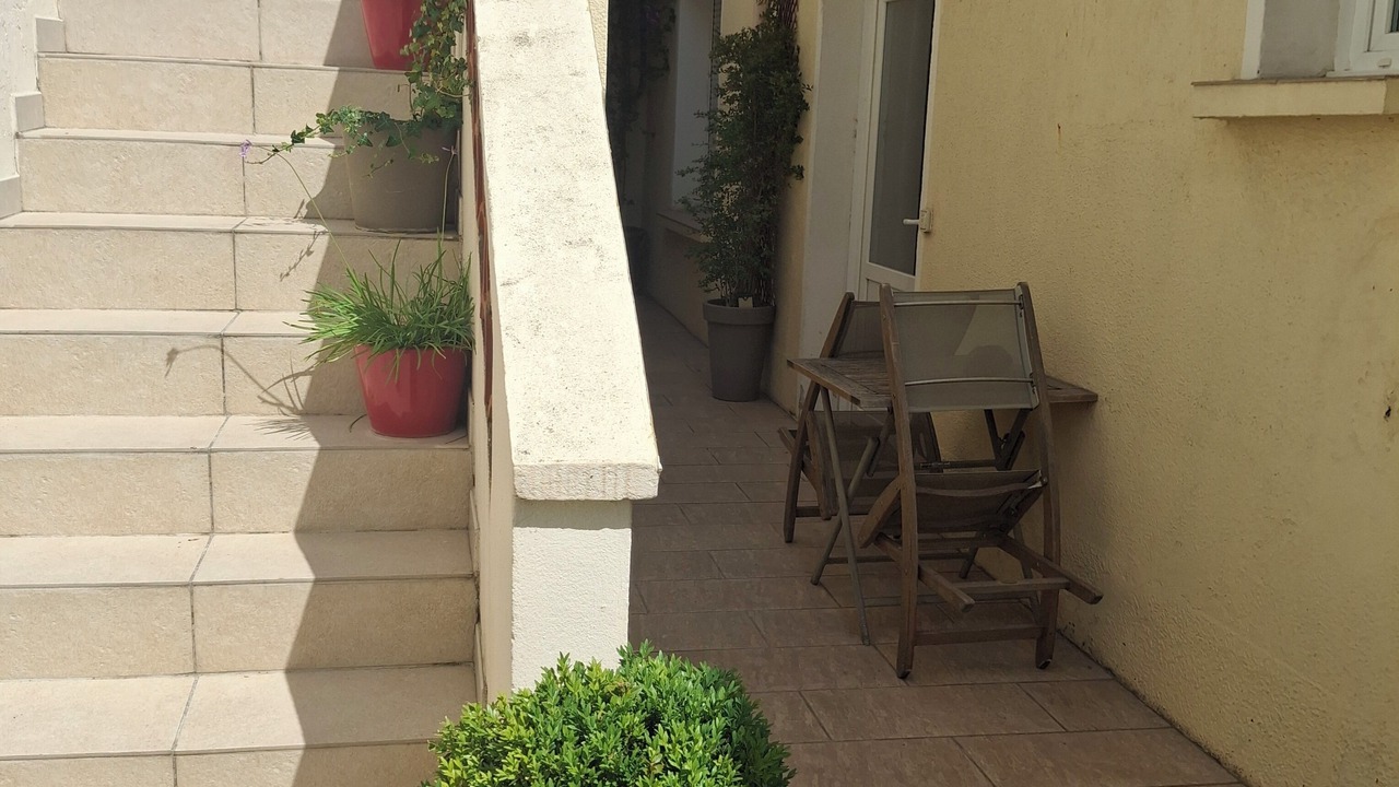 Photo of Patio Balcony in Port-Saint-Louis-du-Rhone