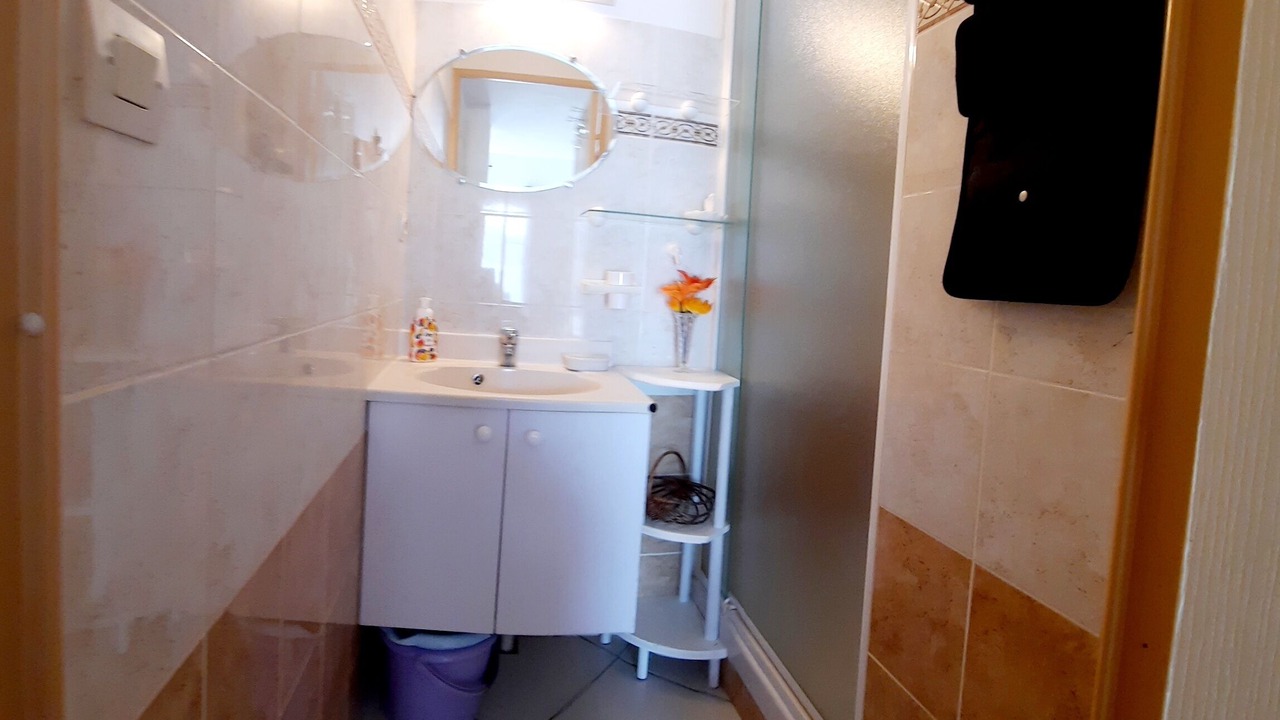 Photo of Bathroom in Port-la-Nouvelle