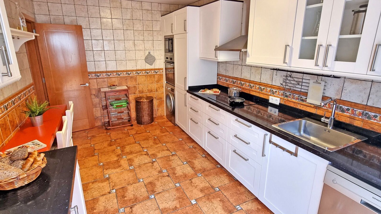 Photo of Kitchen in Tarajalejo