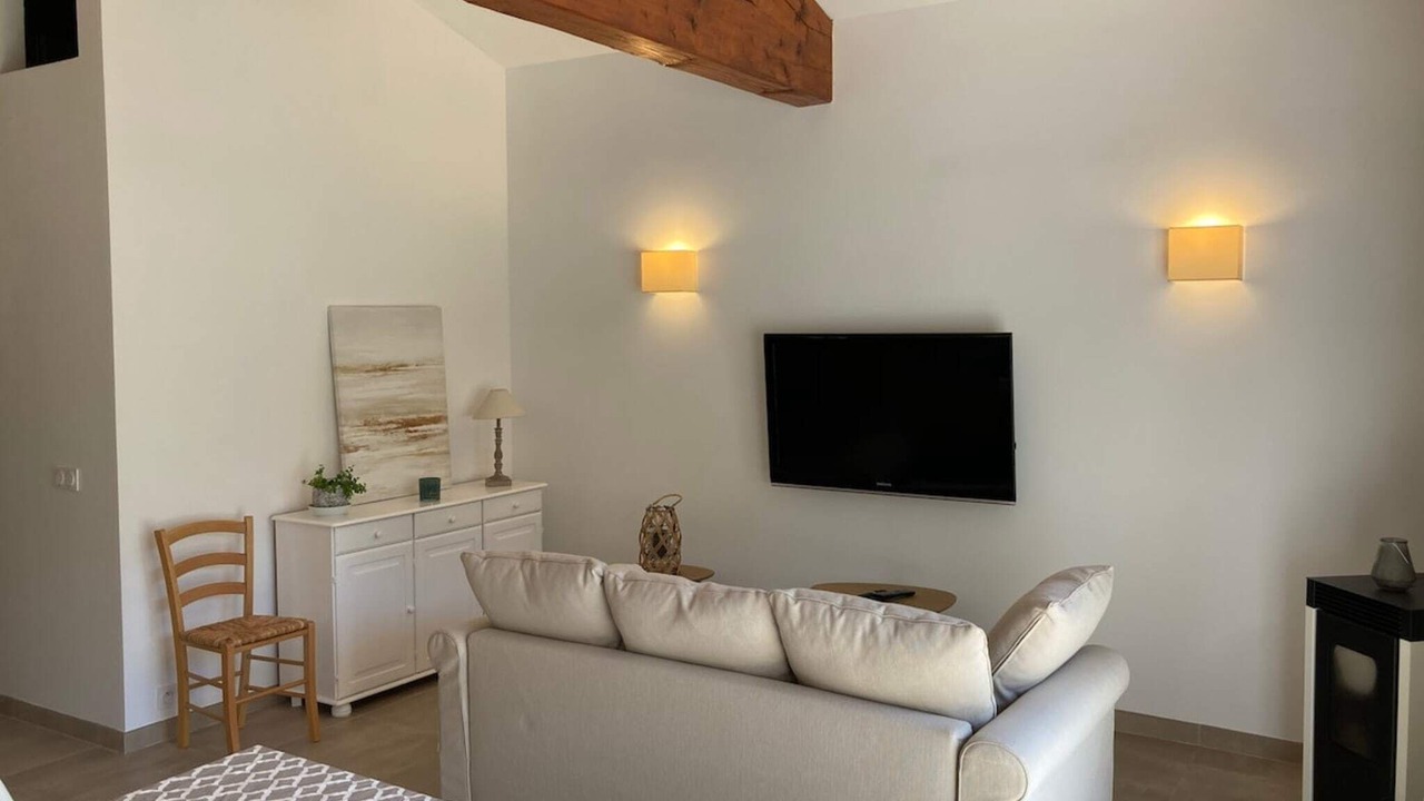 Photo of Livingroom in Trets