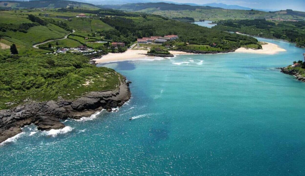 Photo of Outdoor in Isla