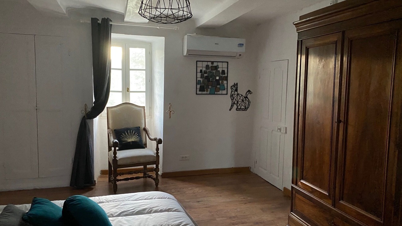 Photo of Bedroom in Salavas