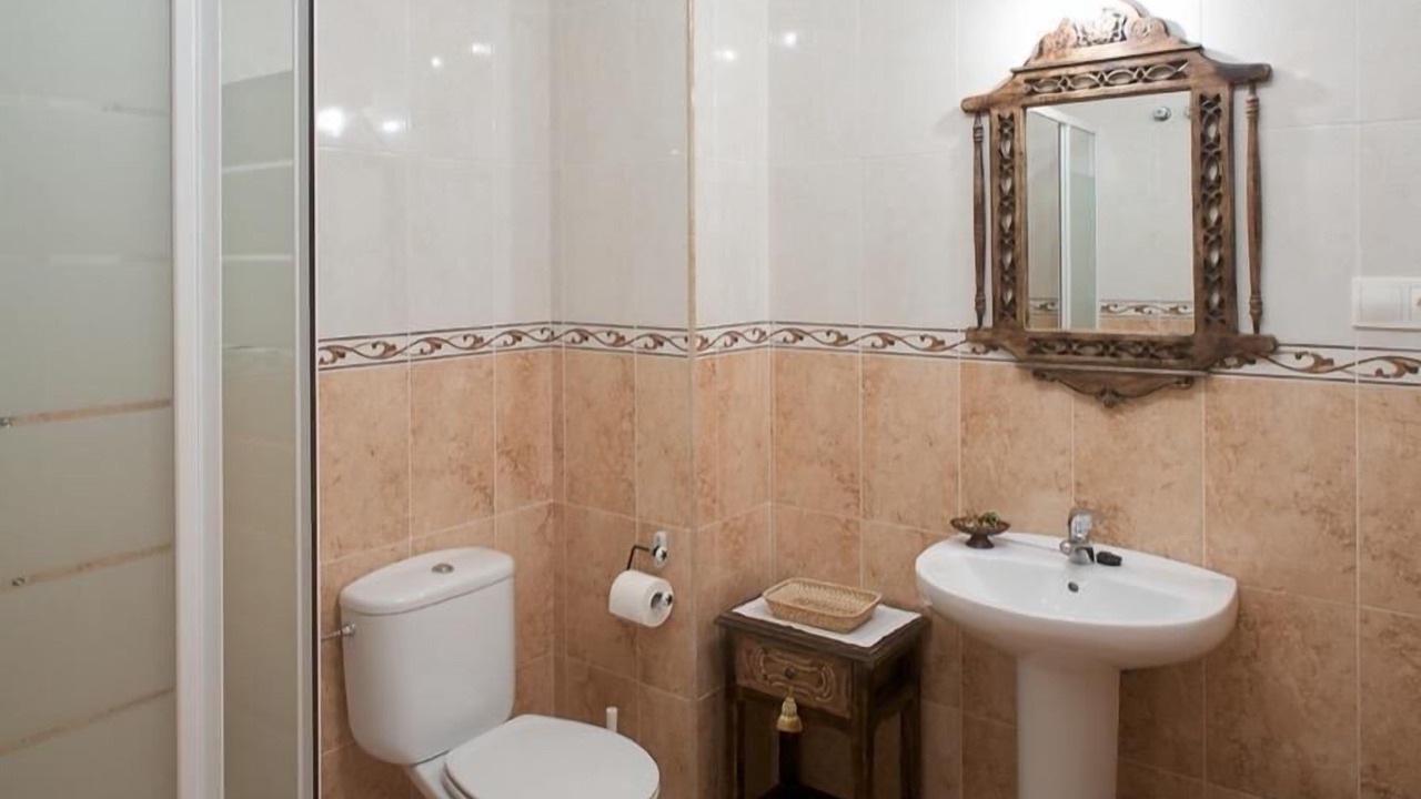 Photo of Bathroom in Luanco