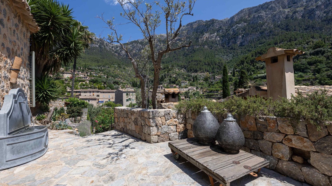 Photo of Patio Balcony in Deia