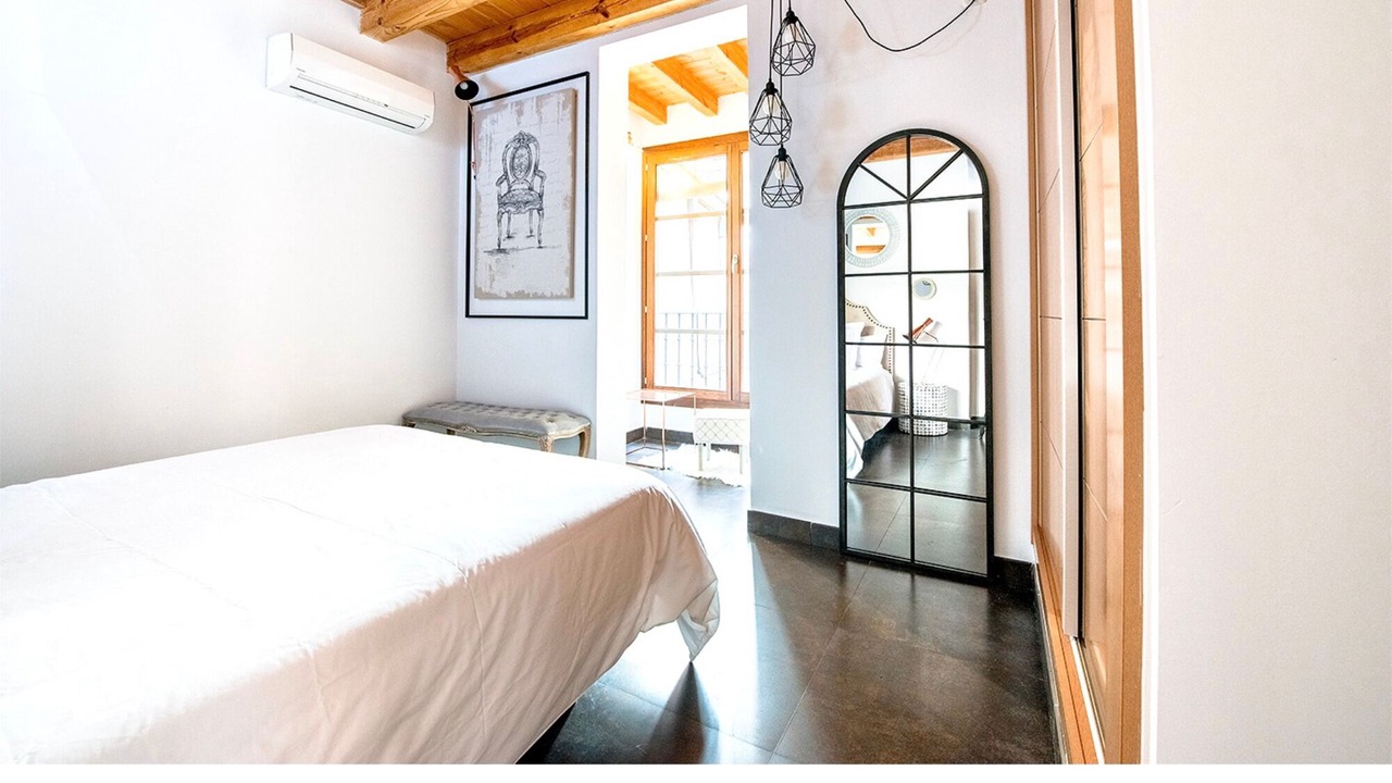 Photo of Bedroom in Toledo City Center